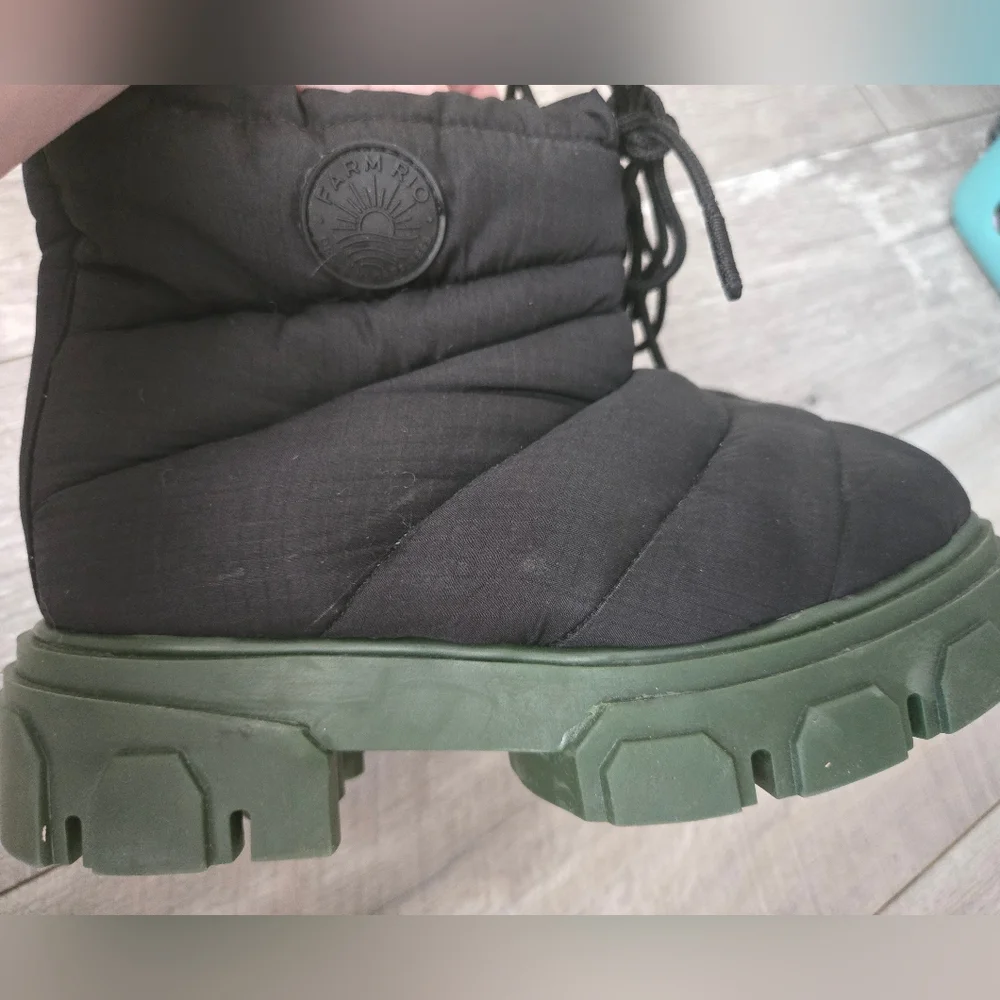 FARM RIO Lug Sole Bootie size 8
